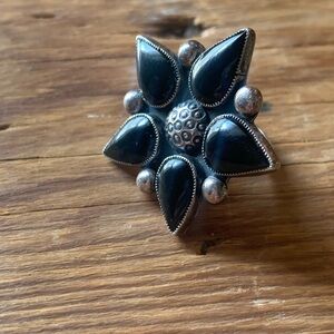 Vintage Black onyx flower/ star ring Sterling silver